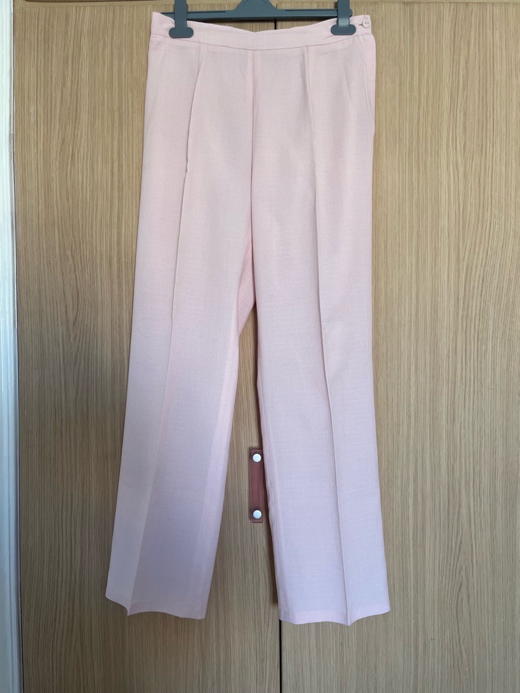 Pantalon rose bébé 🌸