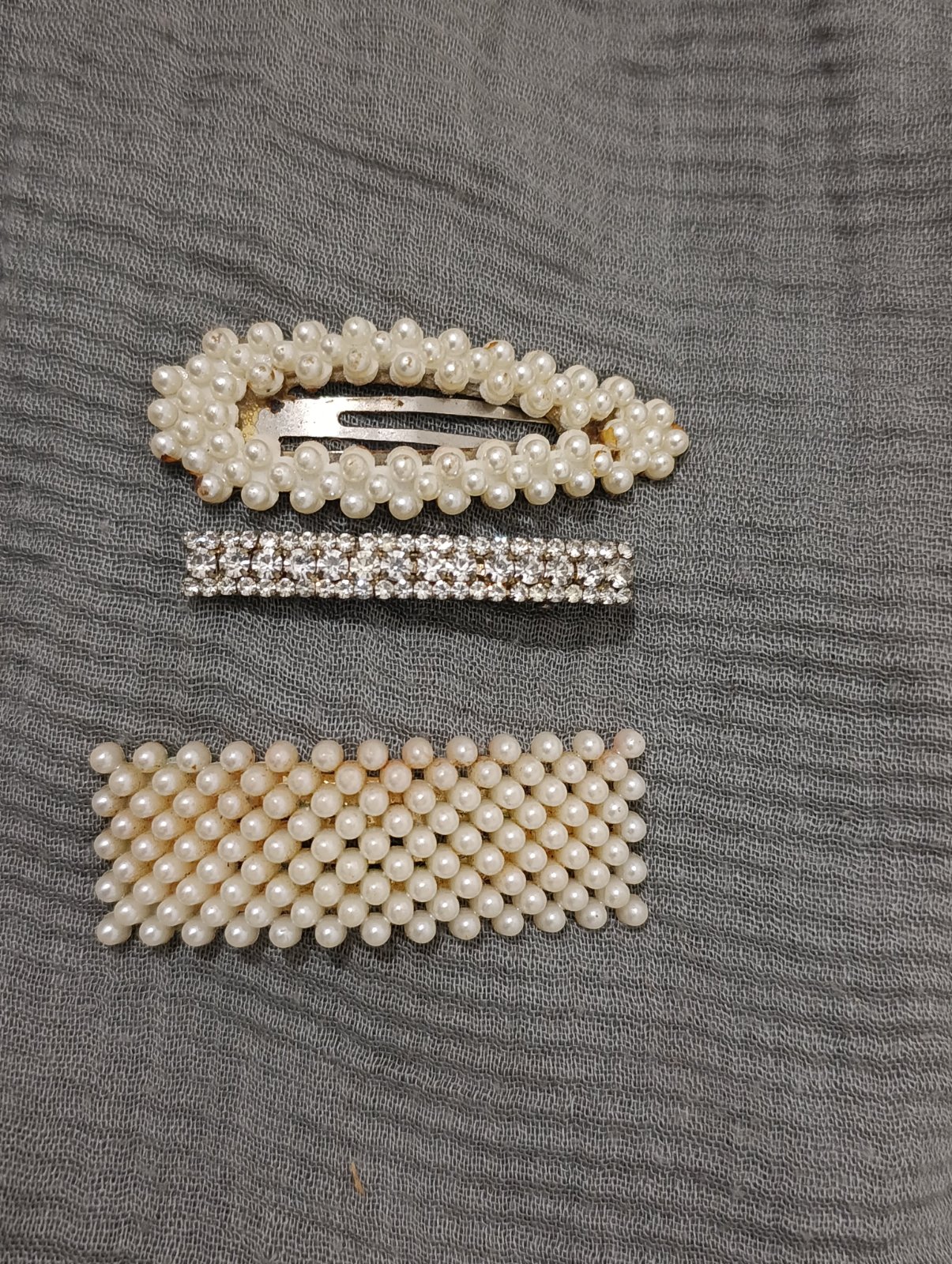 Hair clips
