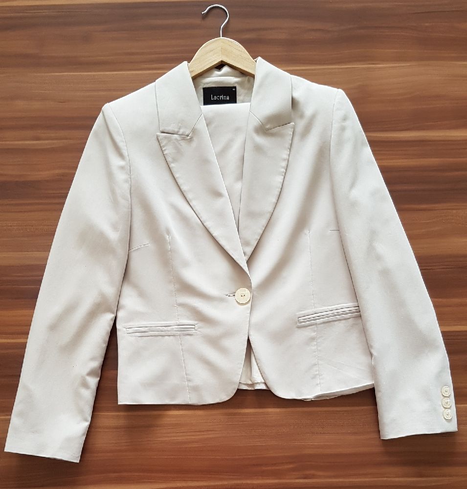 Ensemble béje
