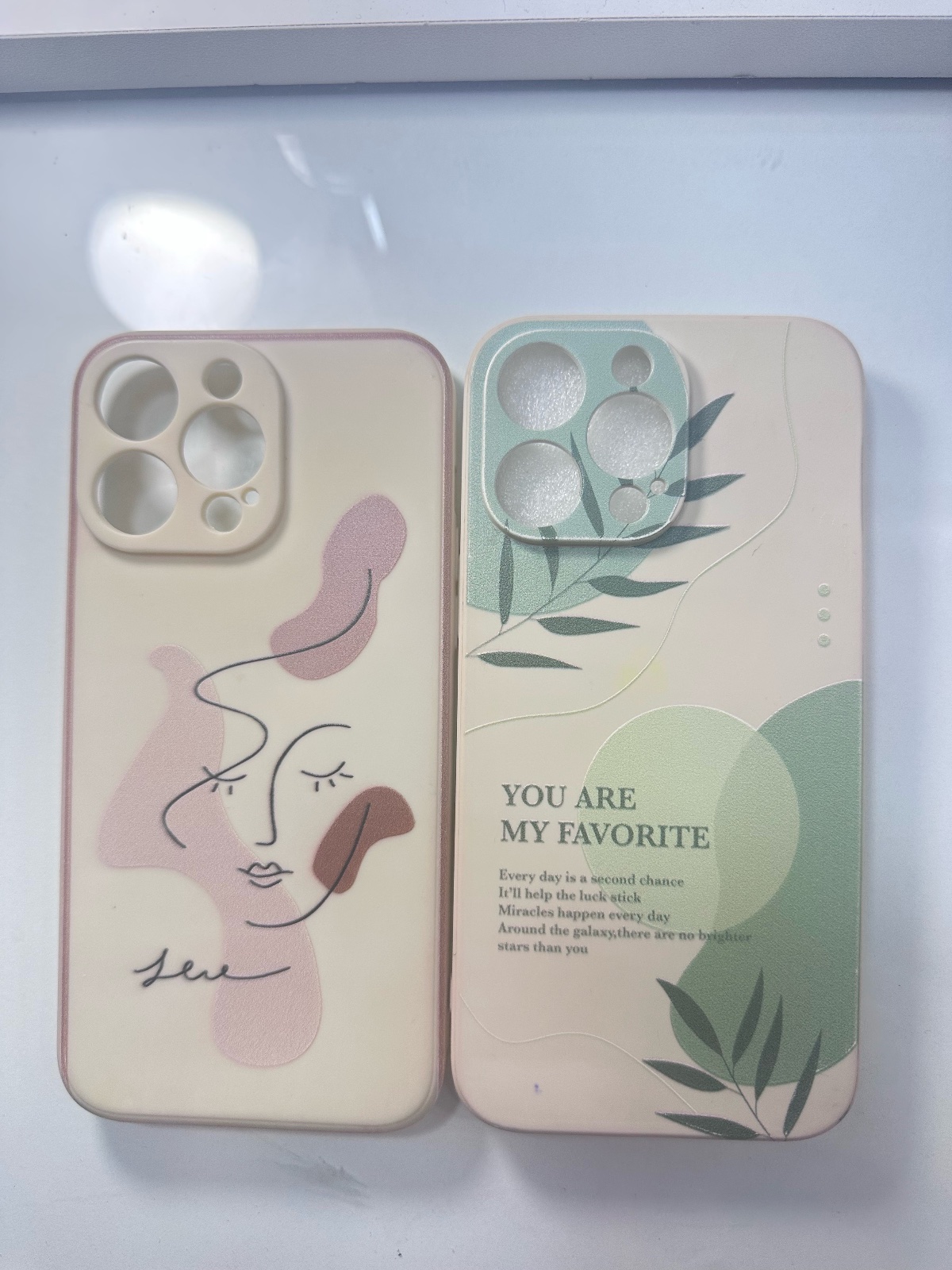 2 étui iphone 14 pro max