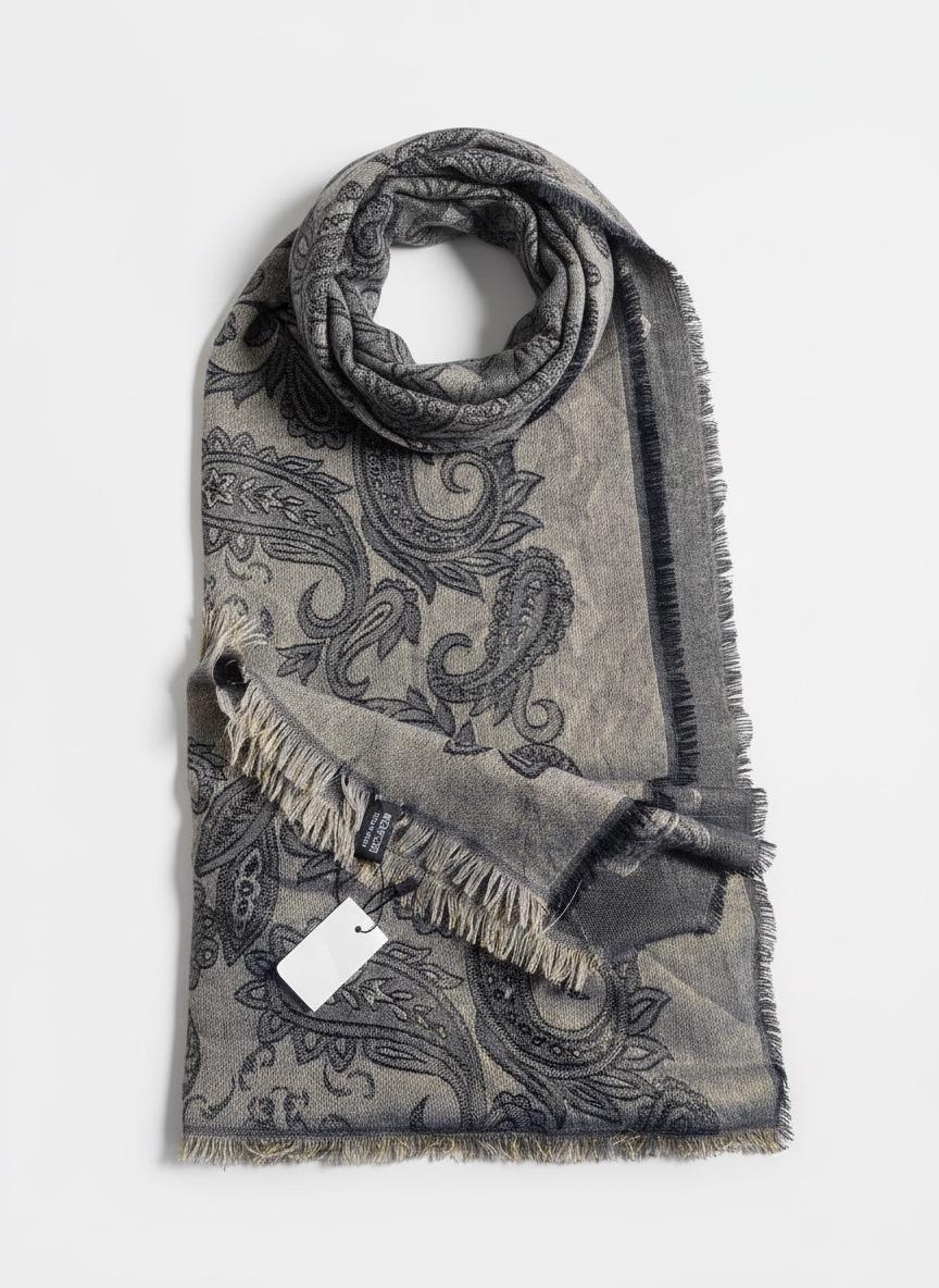 Echarpe en laine neuve