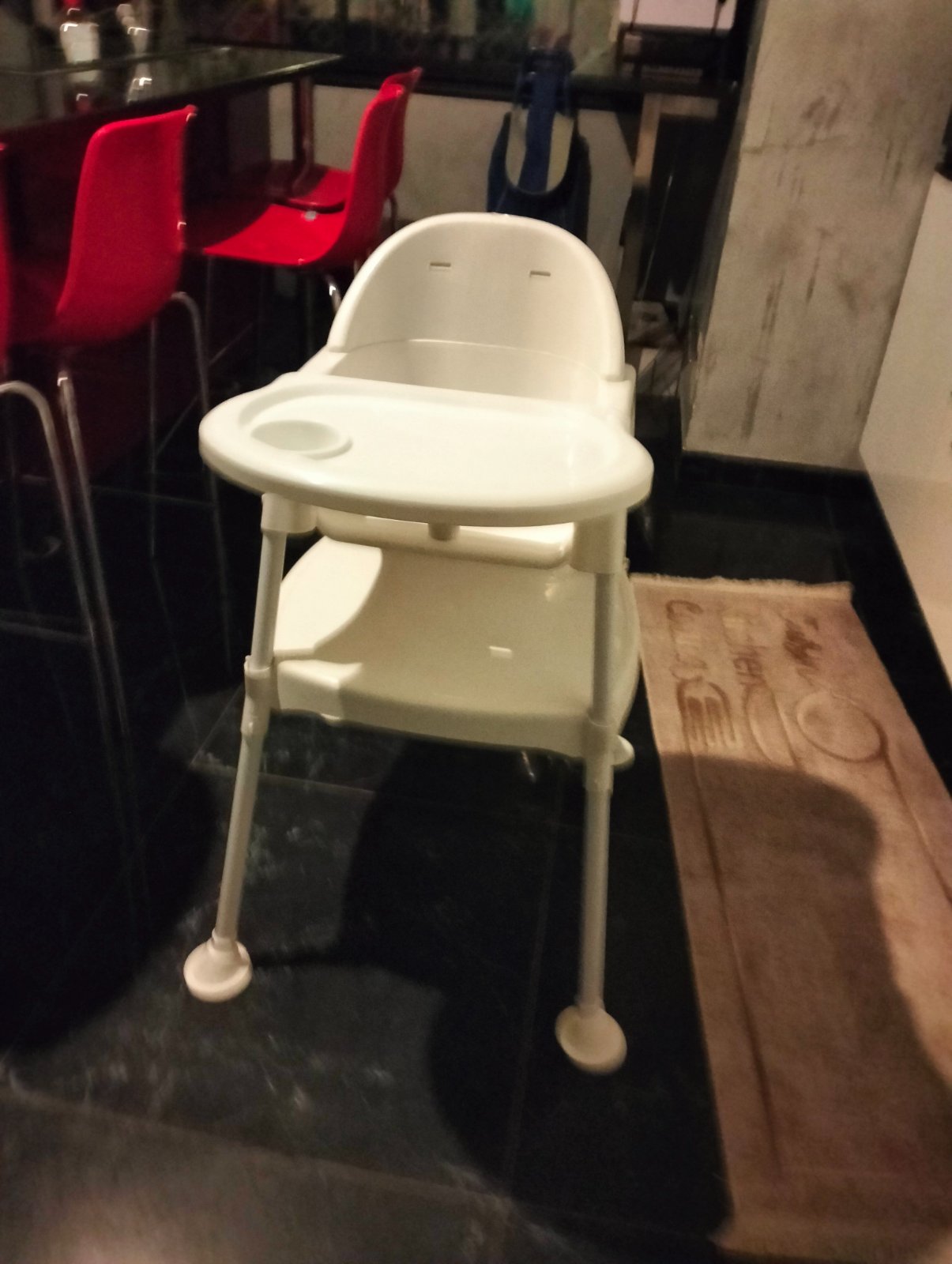 Chaise haute pour bebe