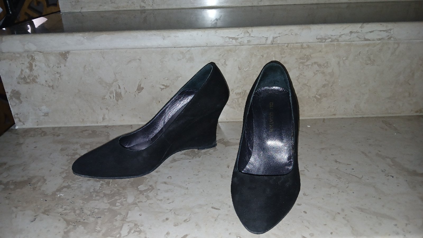 Escarpins noirs OLI QUATRE – Élégants et intemporels 👠