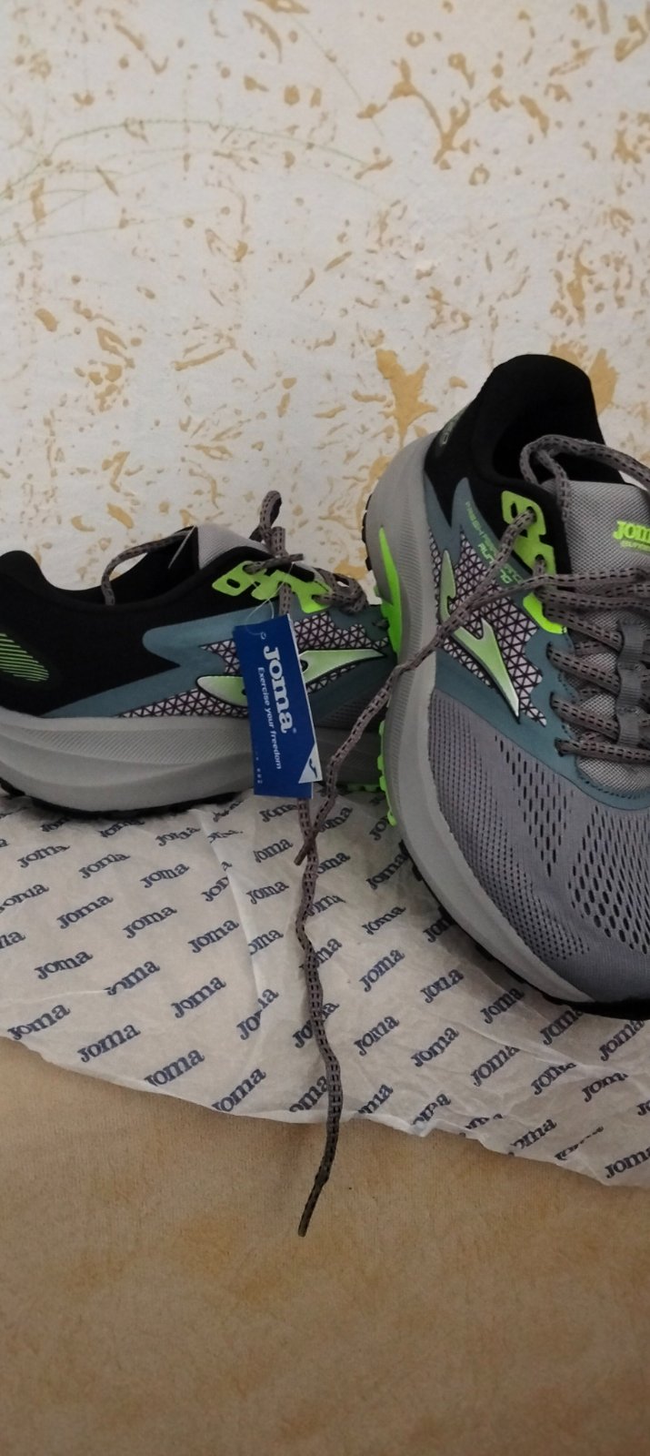 Chaussures joma 
