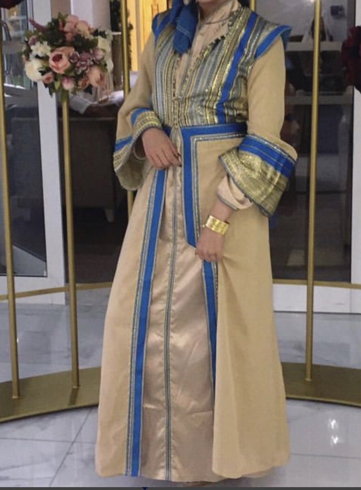 Caftan [TEXTE_MODÉRÉ]