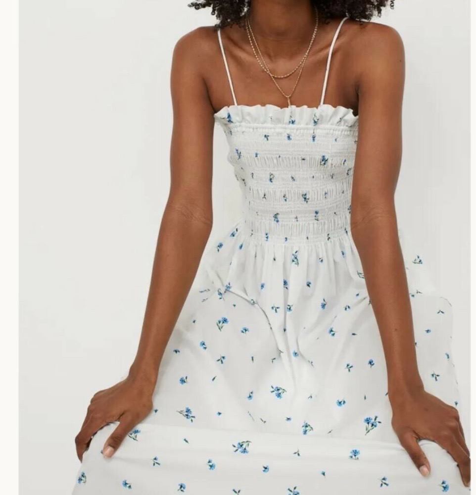 Robe blanche bretelle chanel