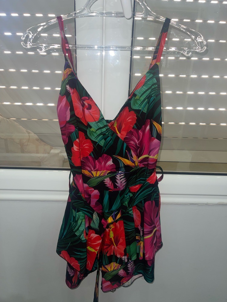 Combishort fleurie bretelles comme neuf