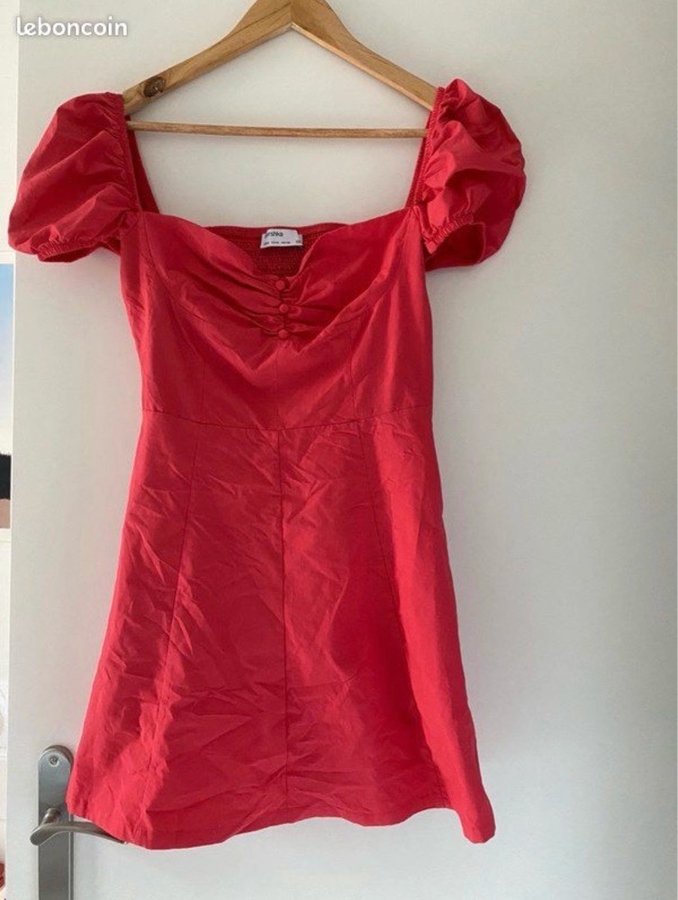 Robe coquette neuf