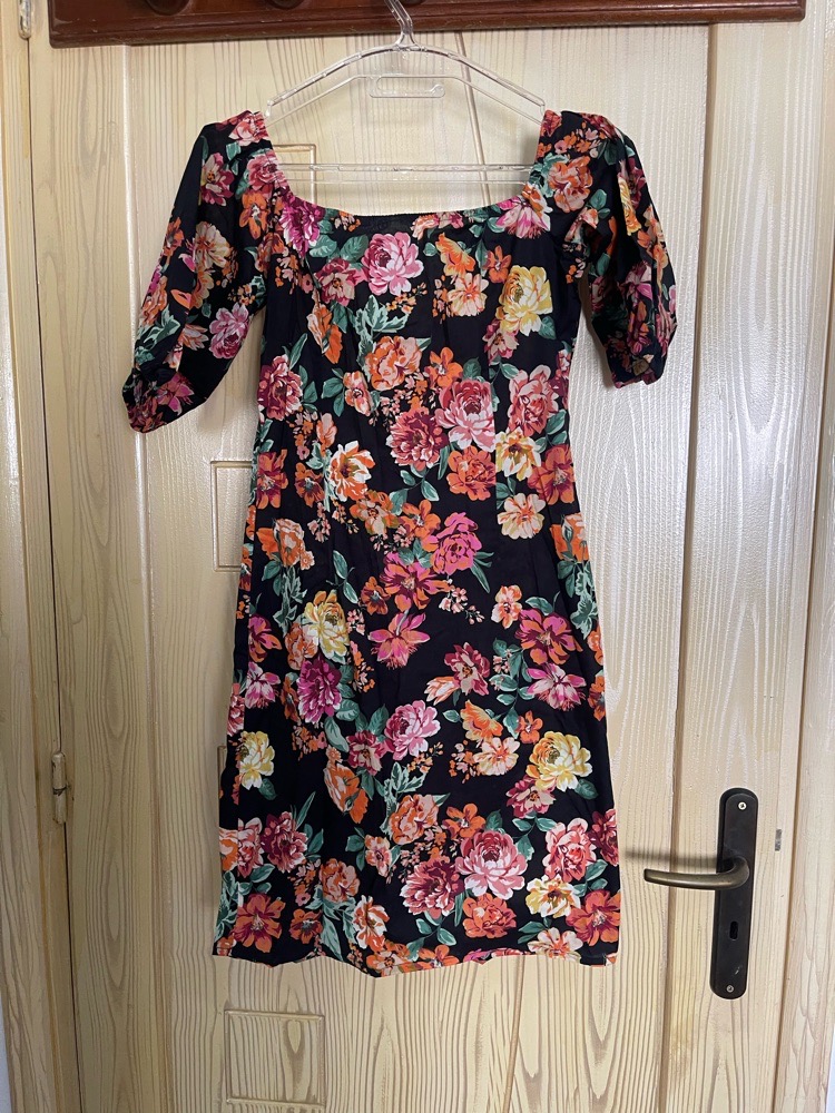 Robe fleurie neuf
