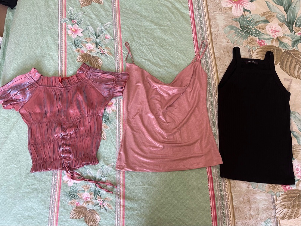 Lots de 3 hauts taille S