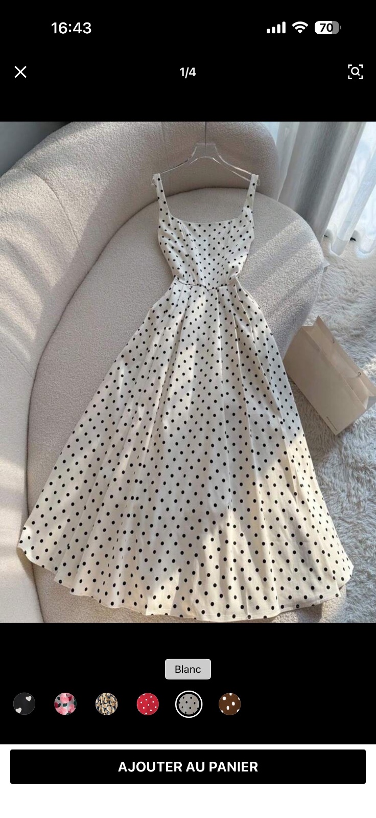 Robe petits points neuve