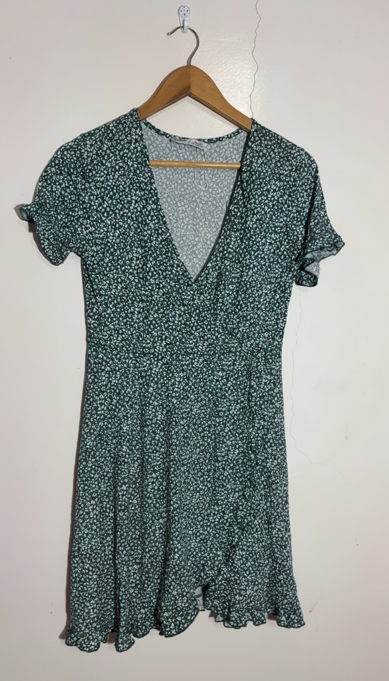 Robe verte fleurie PULL&BEAR