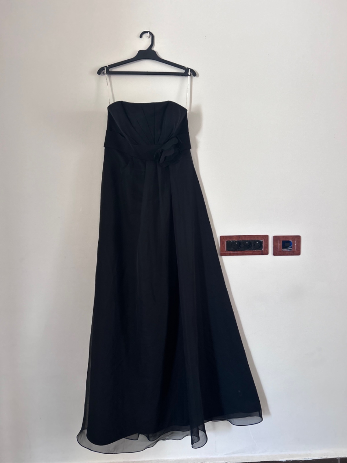 ROBE SOIREE NOIRE TRES CLASSE BUSTIER À 55dt 🖤🫦🍯🥰