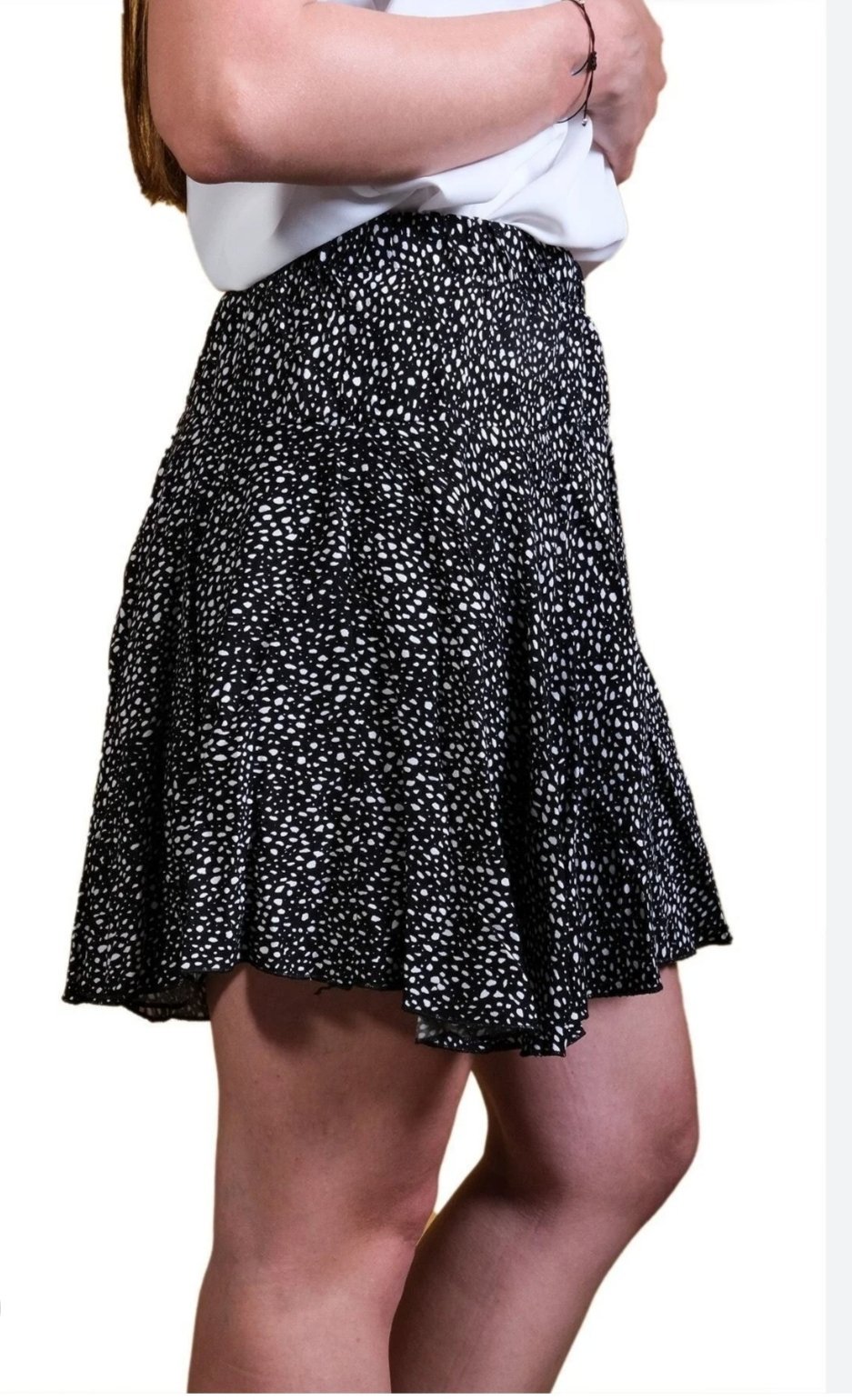 ​⚪⚫ Jupe patineuse noire à pois blancs en viscose – Taille 38