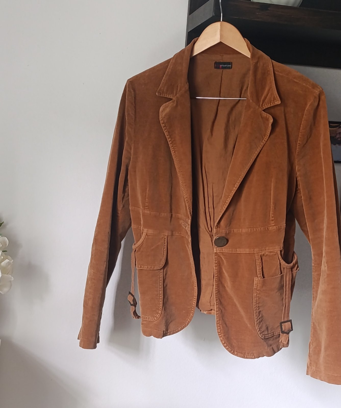 Veste en Coton velour tres douce 1 seul bouton en Camel 