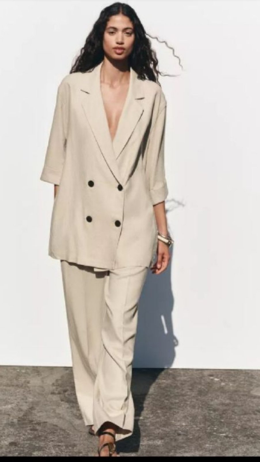 Costume Femme Oversize Satiné Beige