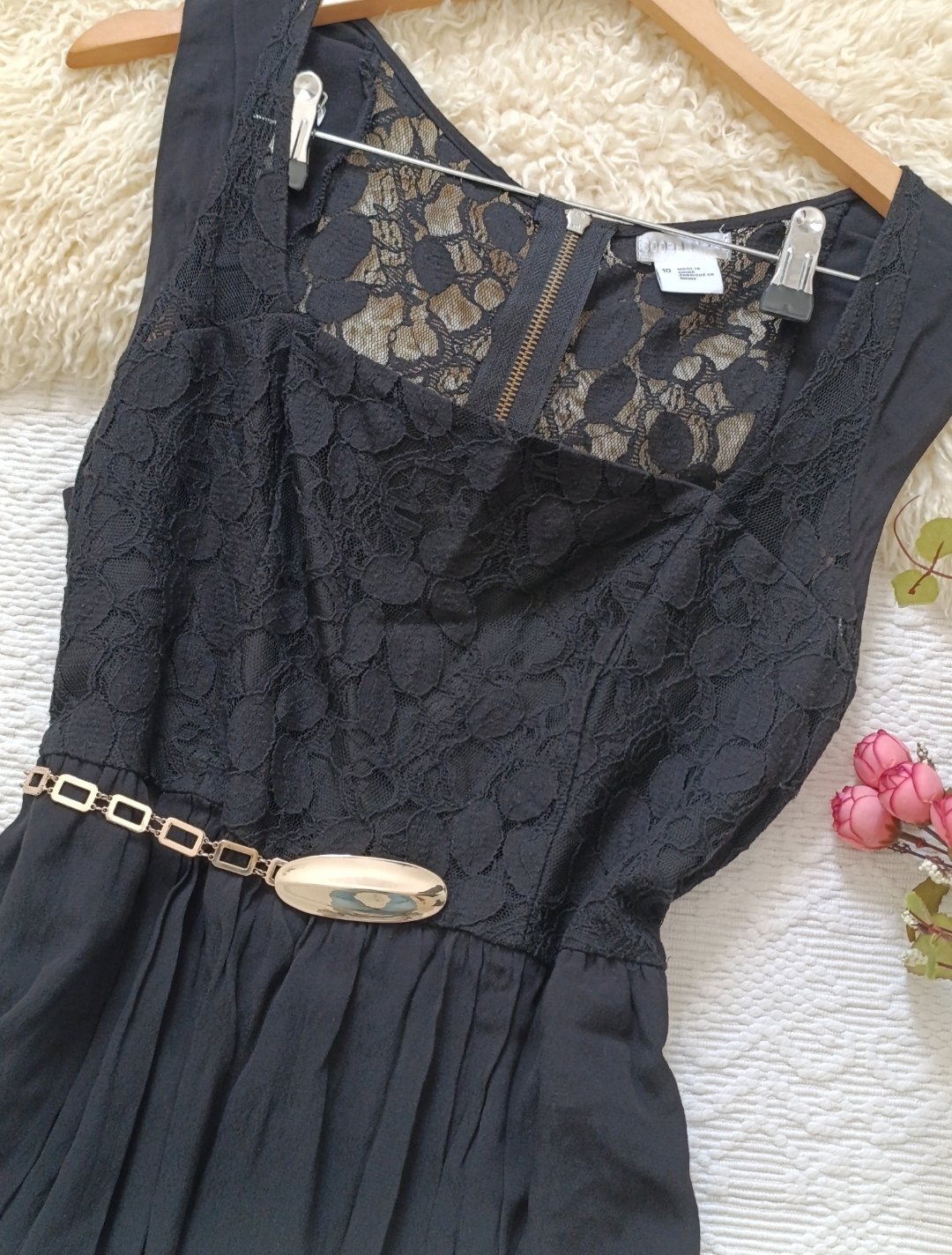 ​🖤 Magnifique Petite Robe Noire en Dentelle