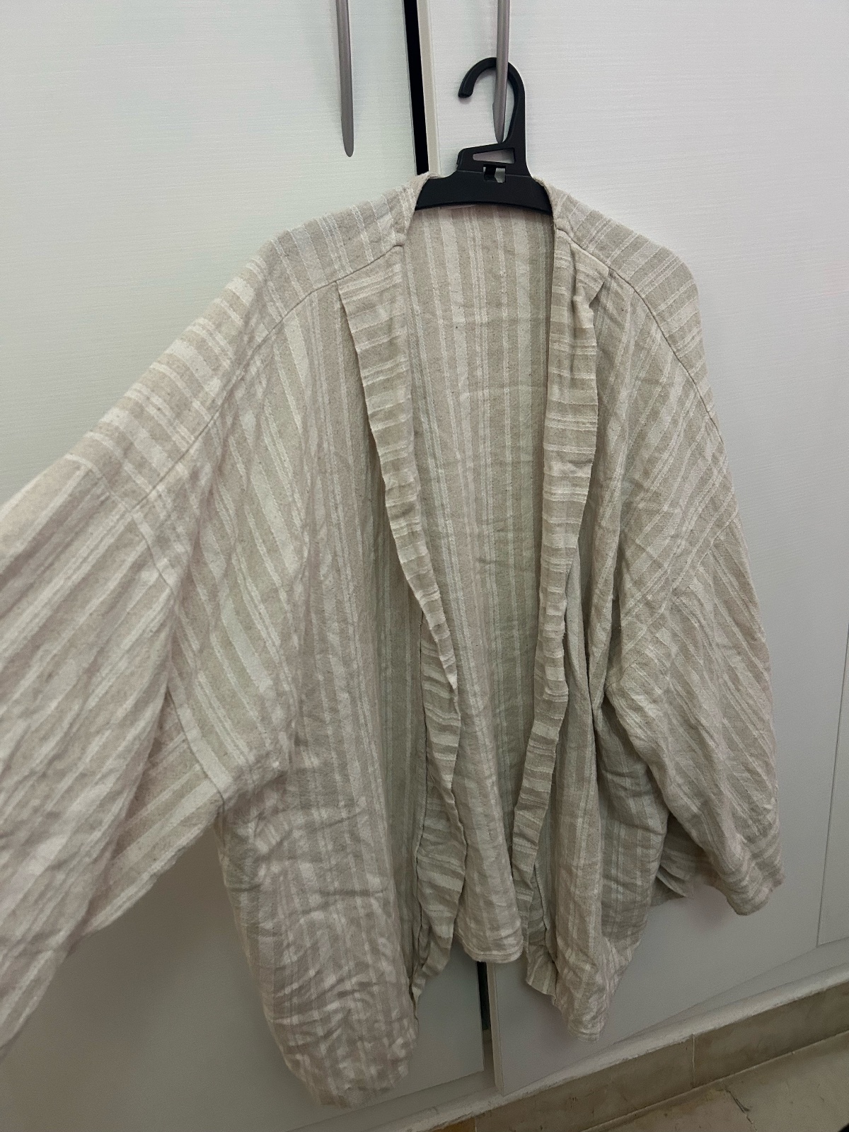 Ensemble beige striped en line voilées