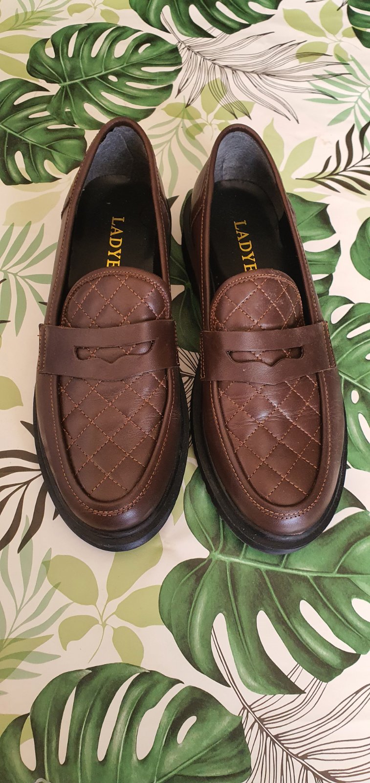 Derbies marron 