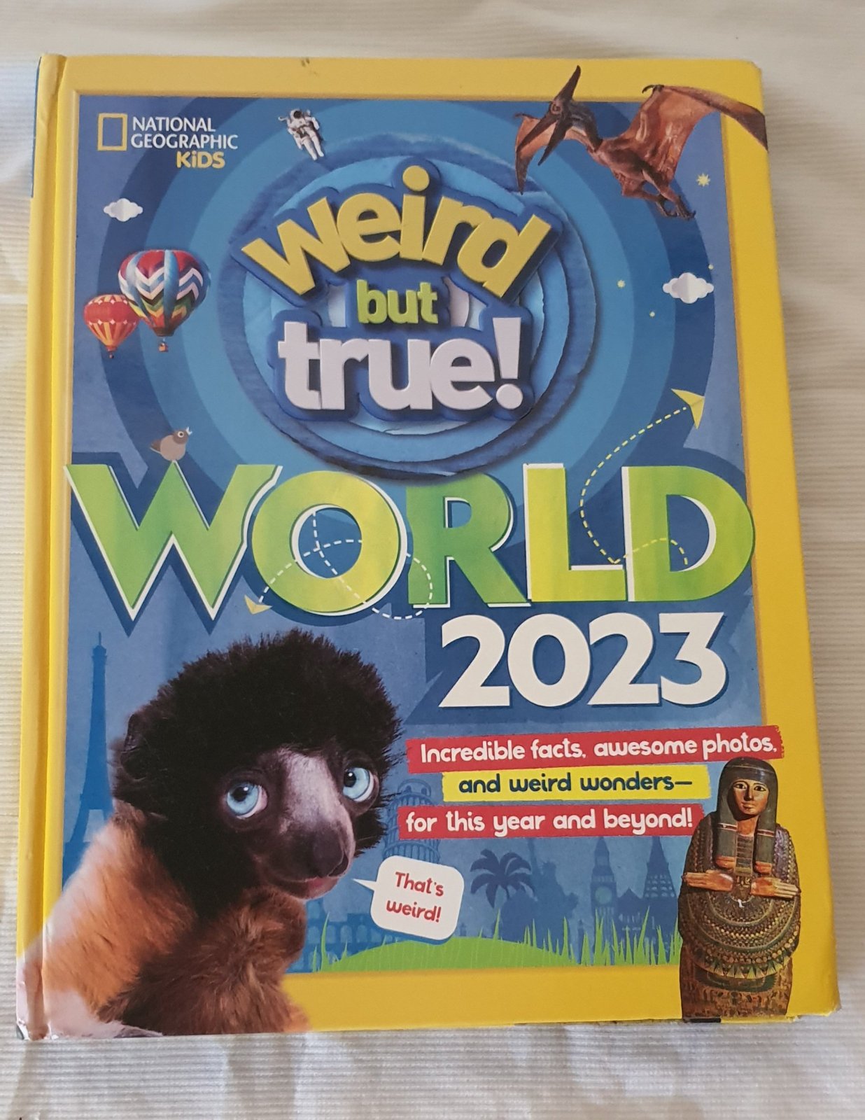Livre National Geographic Kids: Weird But True! World 2023** 🌍