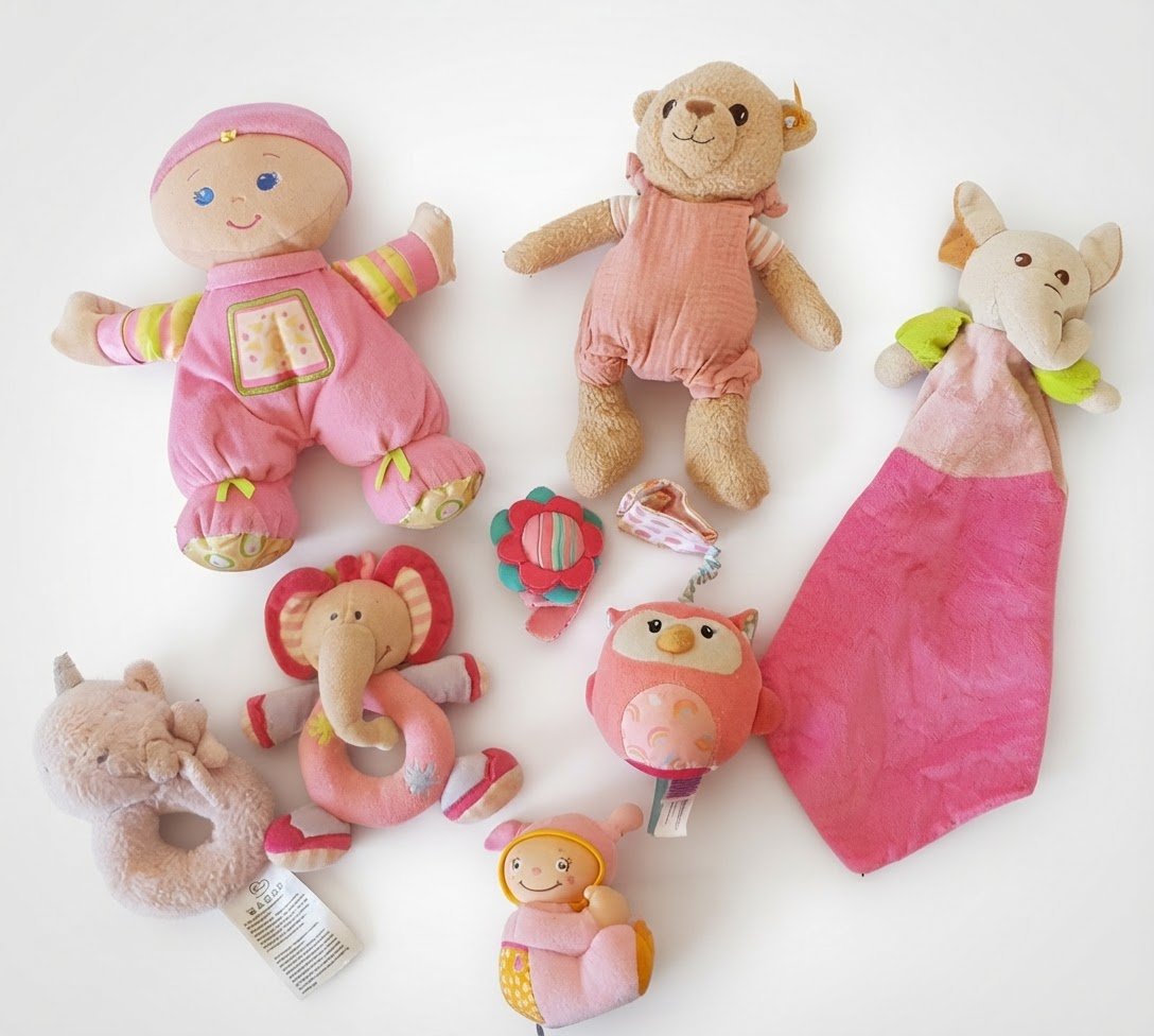 Lot jouets d'éveil pour fille