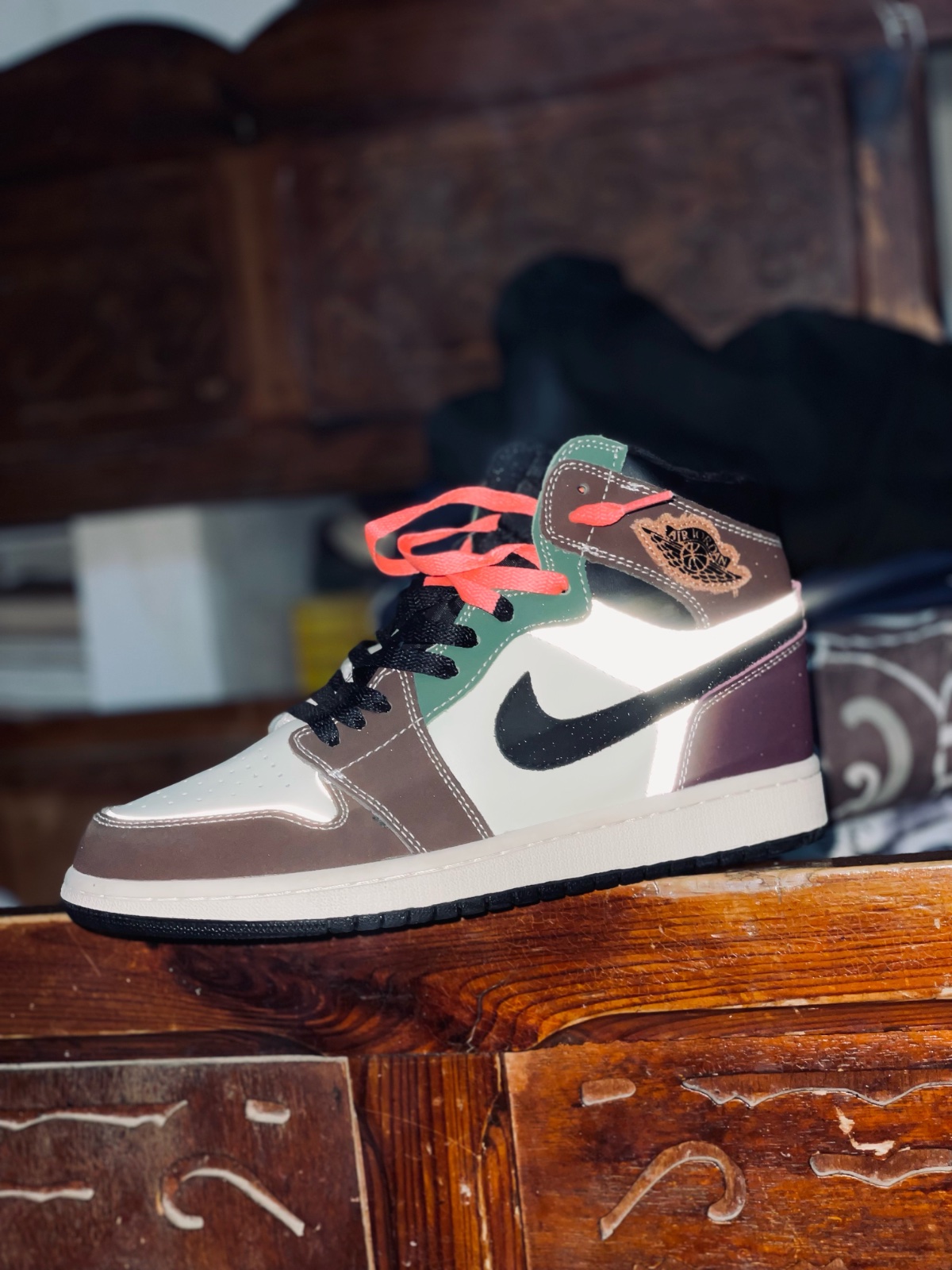 🔥 Air Jordan 1 High "Hand Crafted" 🔥