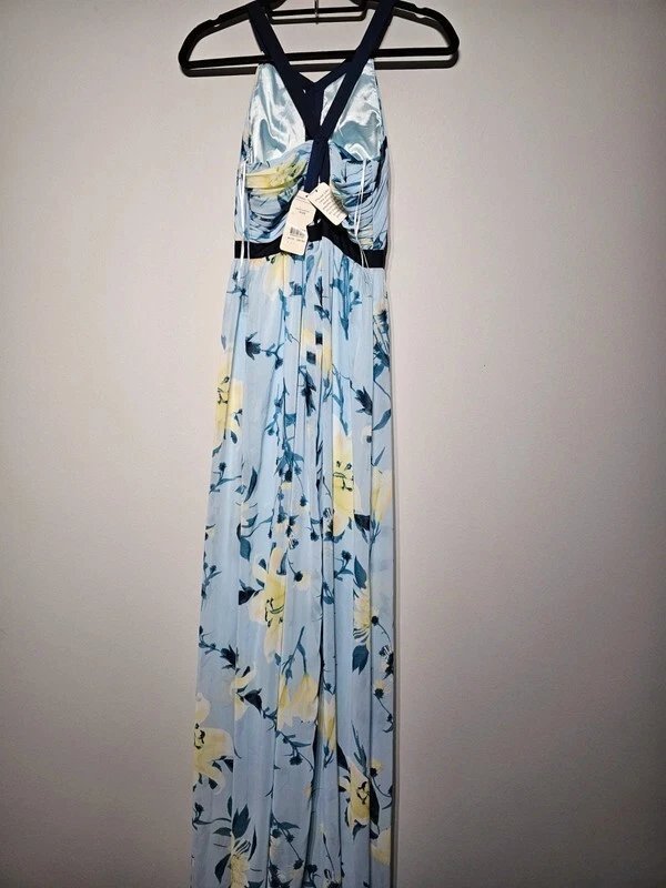 Robe bleu ciel