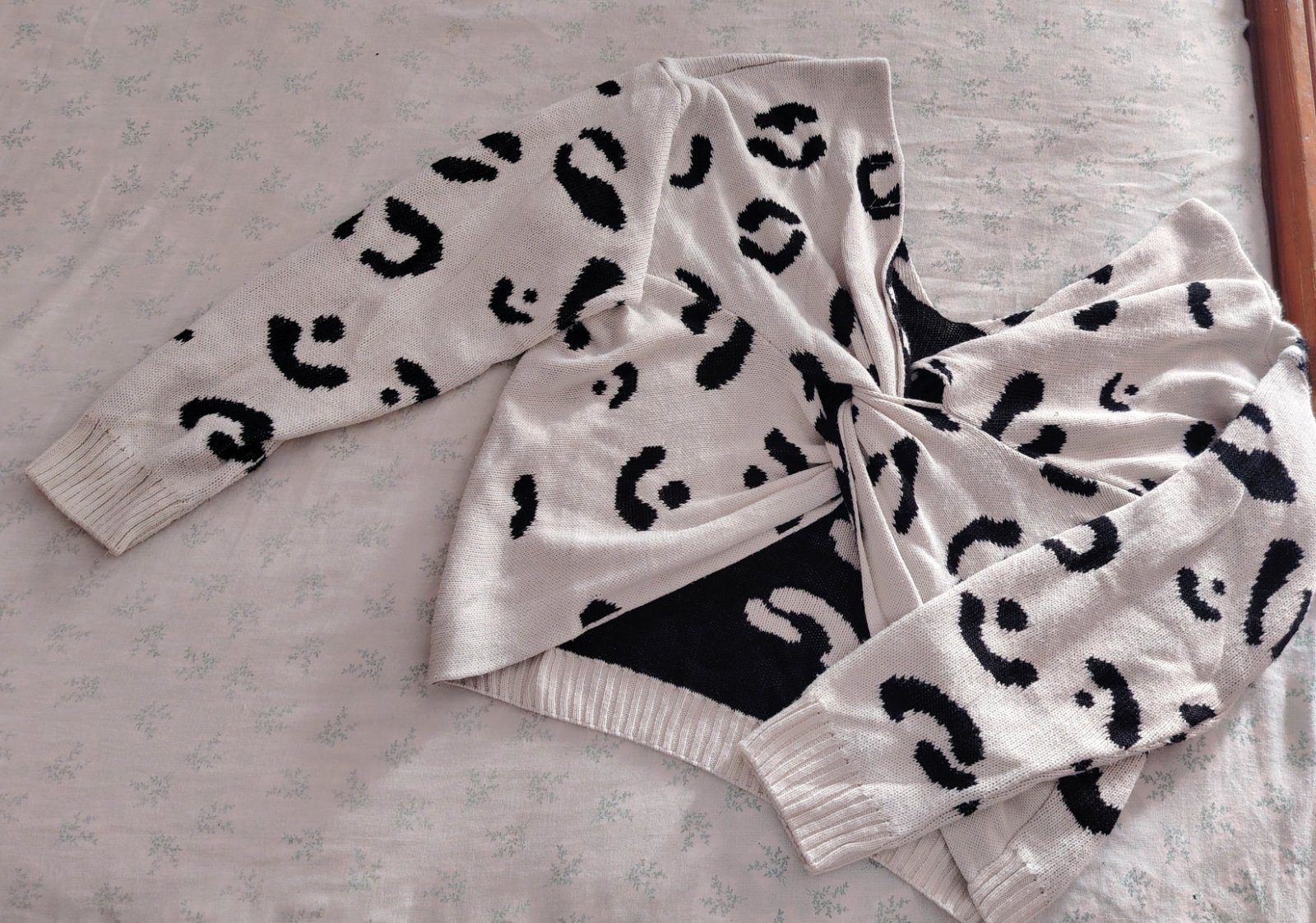 Cardigan leopard🤍🖤 