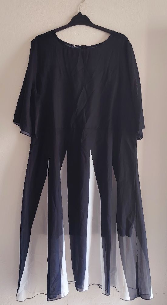 Robe longue tendance en noir et blanc 