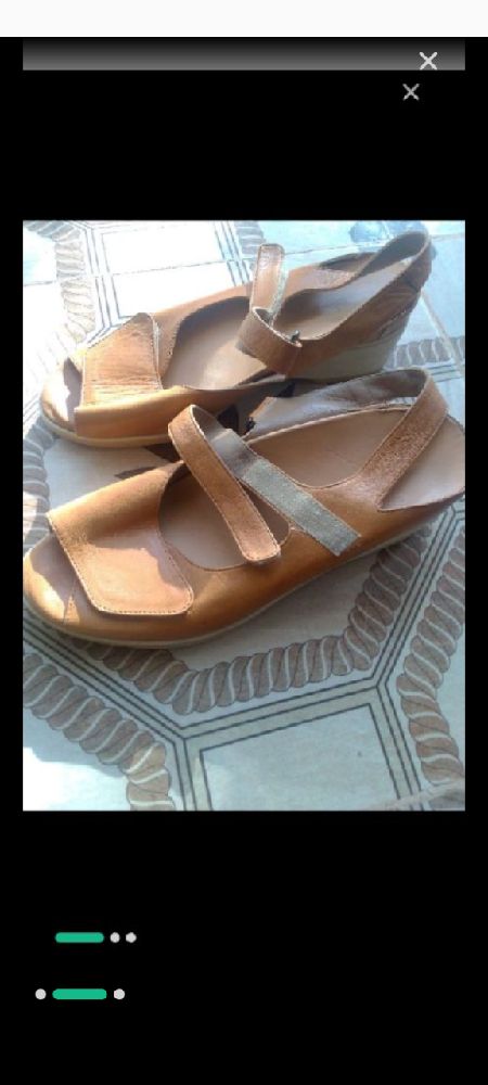 Des sandales 
