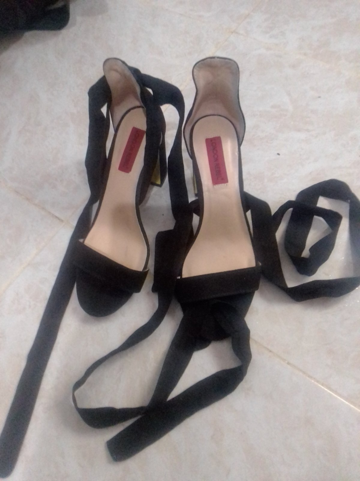 Sandales