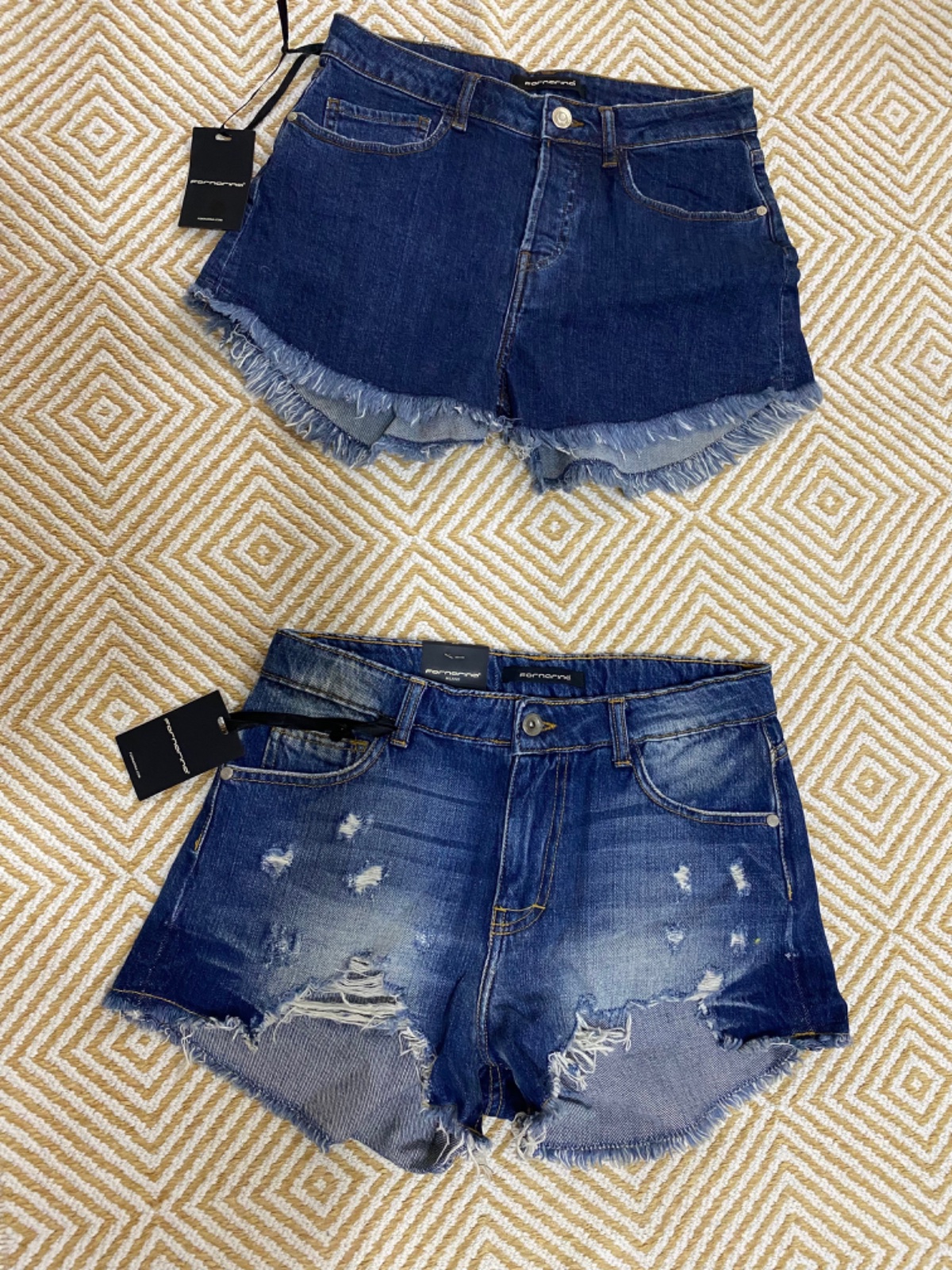 2 shorts