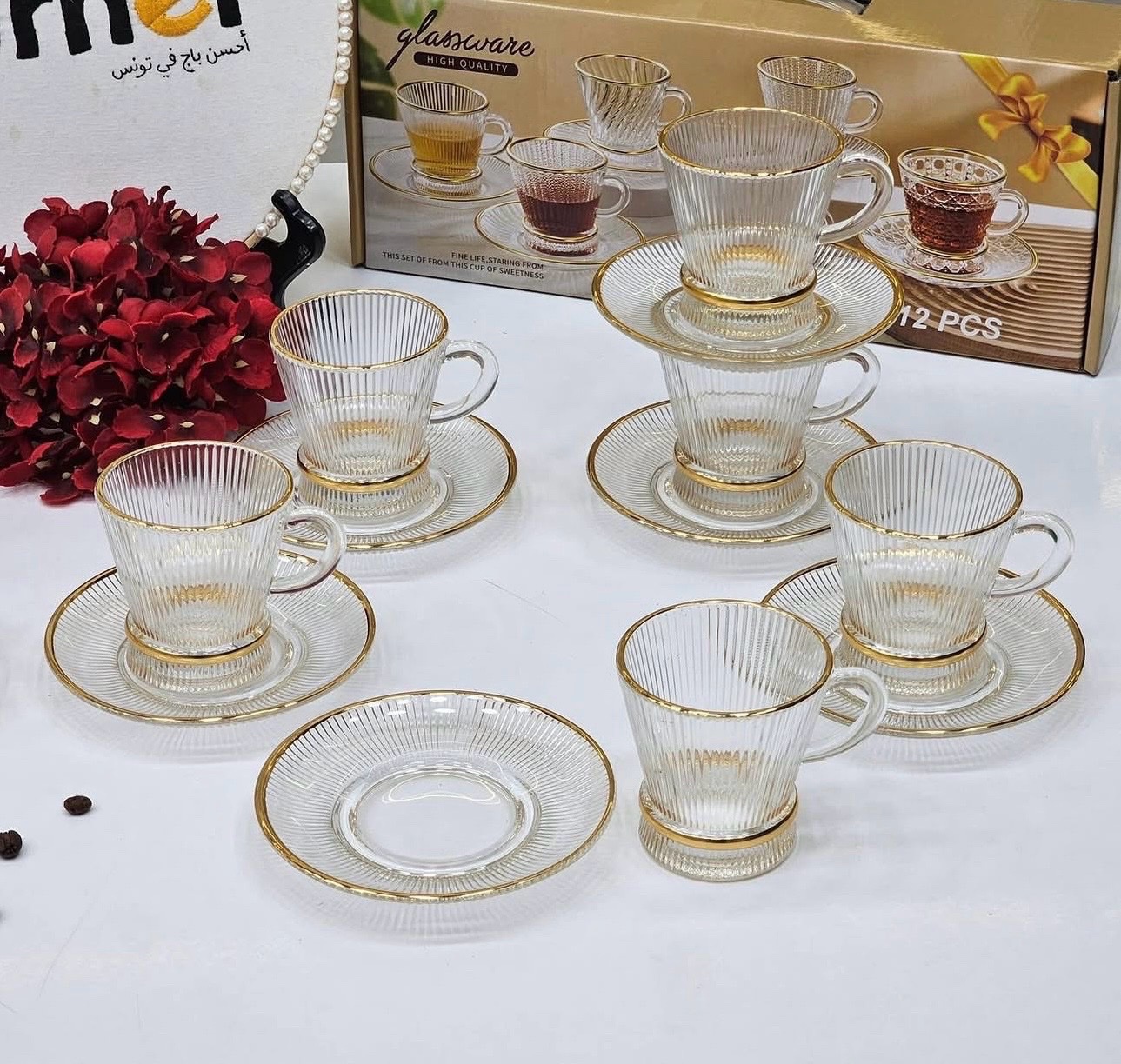 Service de 12 tasses de thé + soustasse