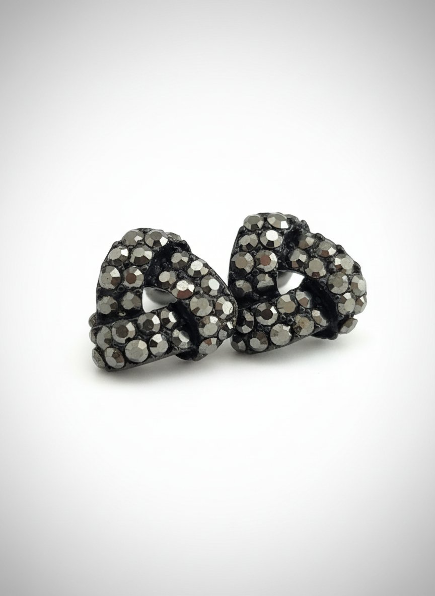 Boucles d'oreilles noires avec cristaux gris métallisé 