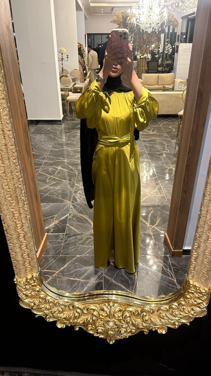 Robe satin 