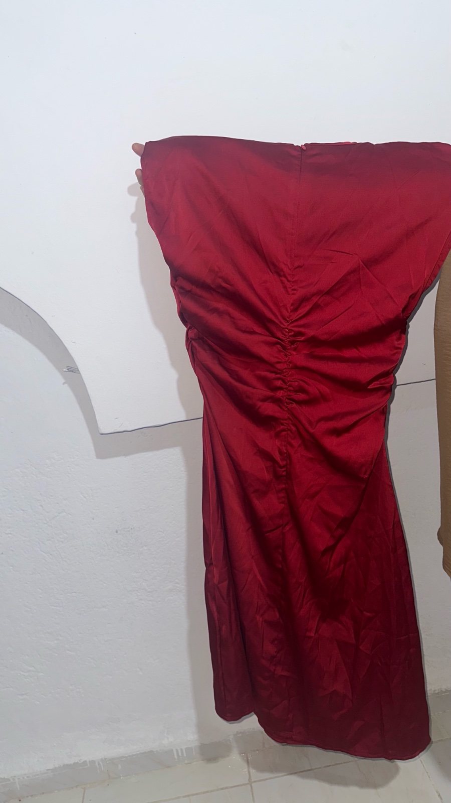 Robe en satin de soie