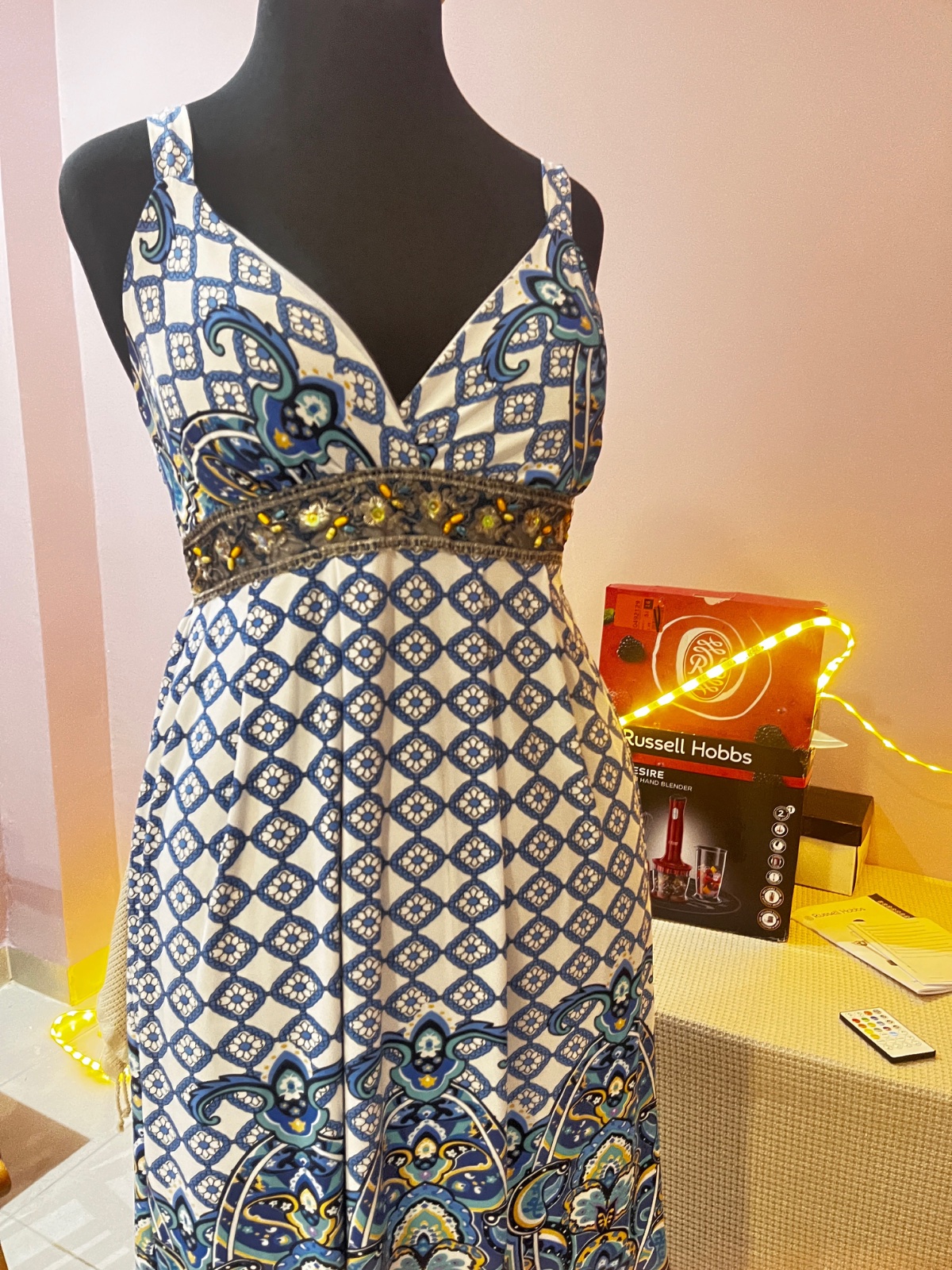 Rode d'été abec des bleus motifs