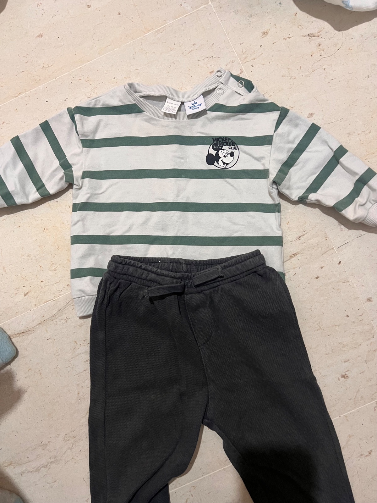 Set à 35d 9 12 mois