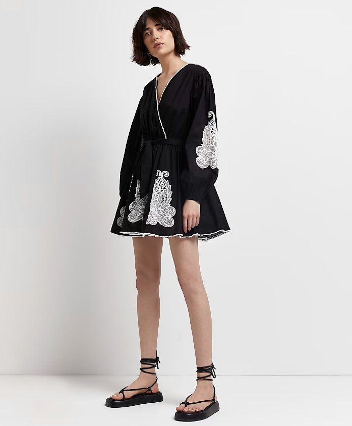 Mini Robe portefeuille brodé River Island