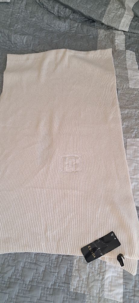 Escada Echarpe unie en laine mélangée Beige