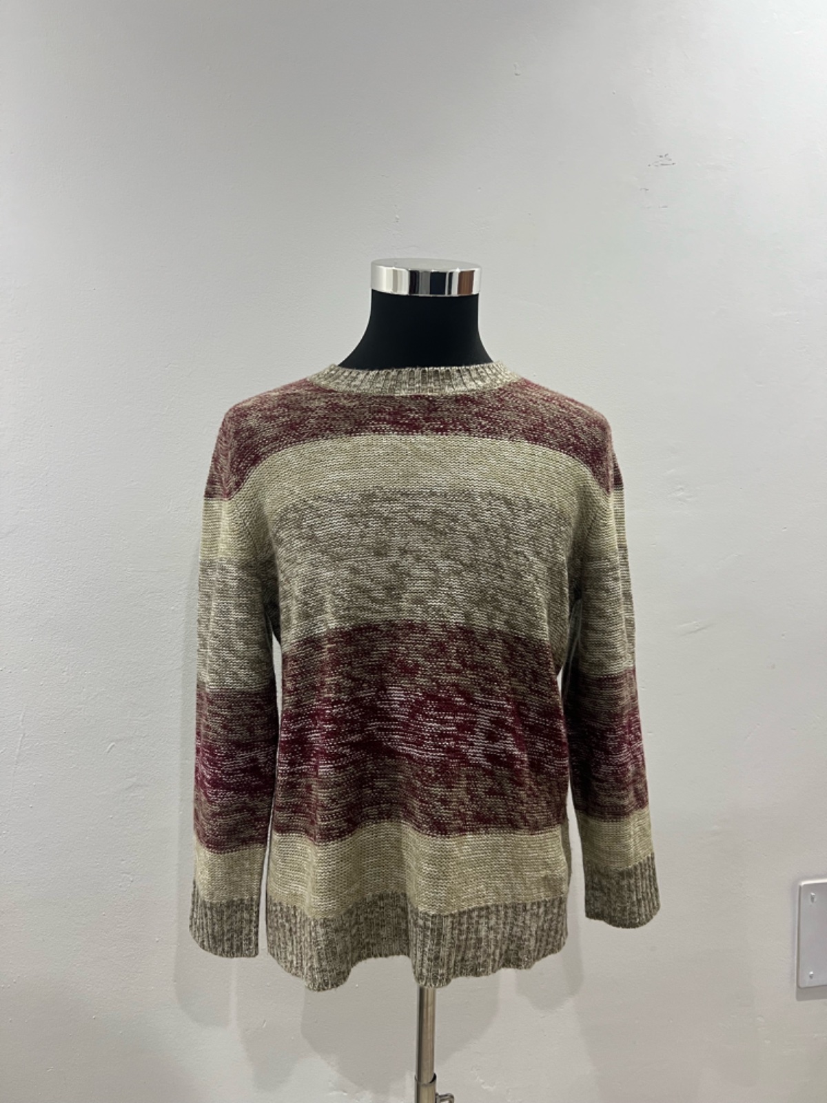 Pull en maille rayé beige & bordeaux