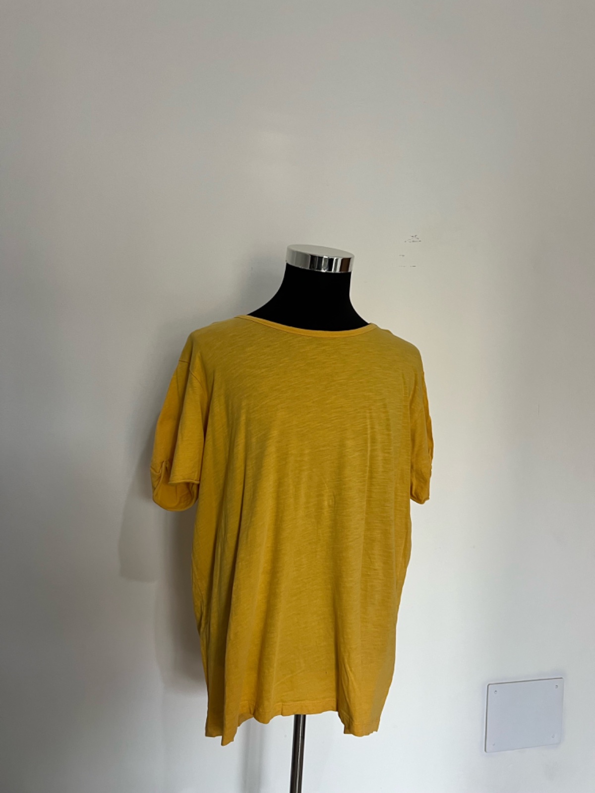 T-shirt H&M jaune moutarde Taille XL