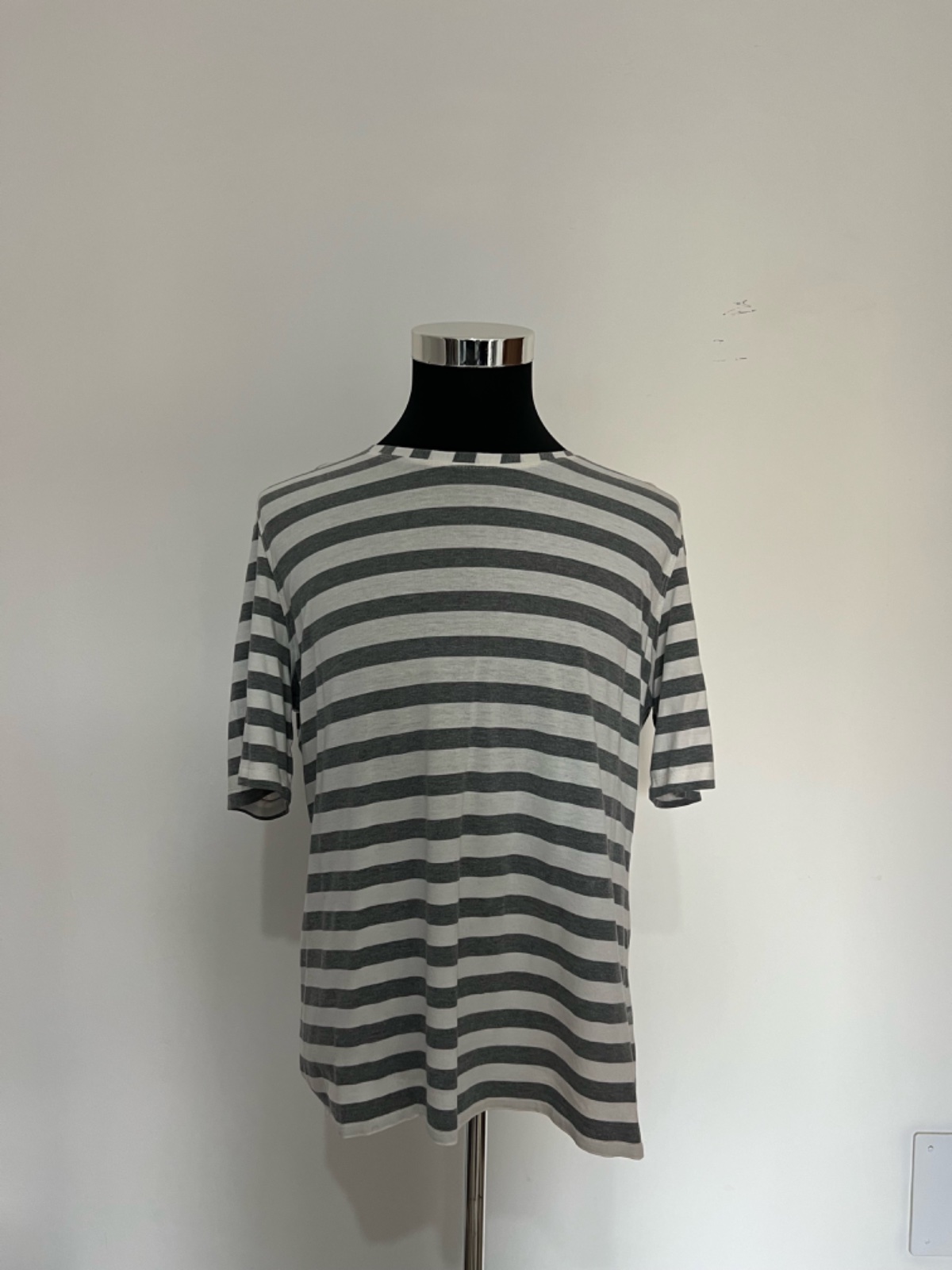 T-shirt rayé gris & blanc Taille L