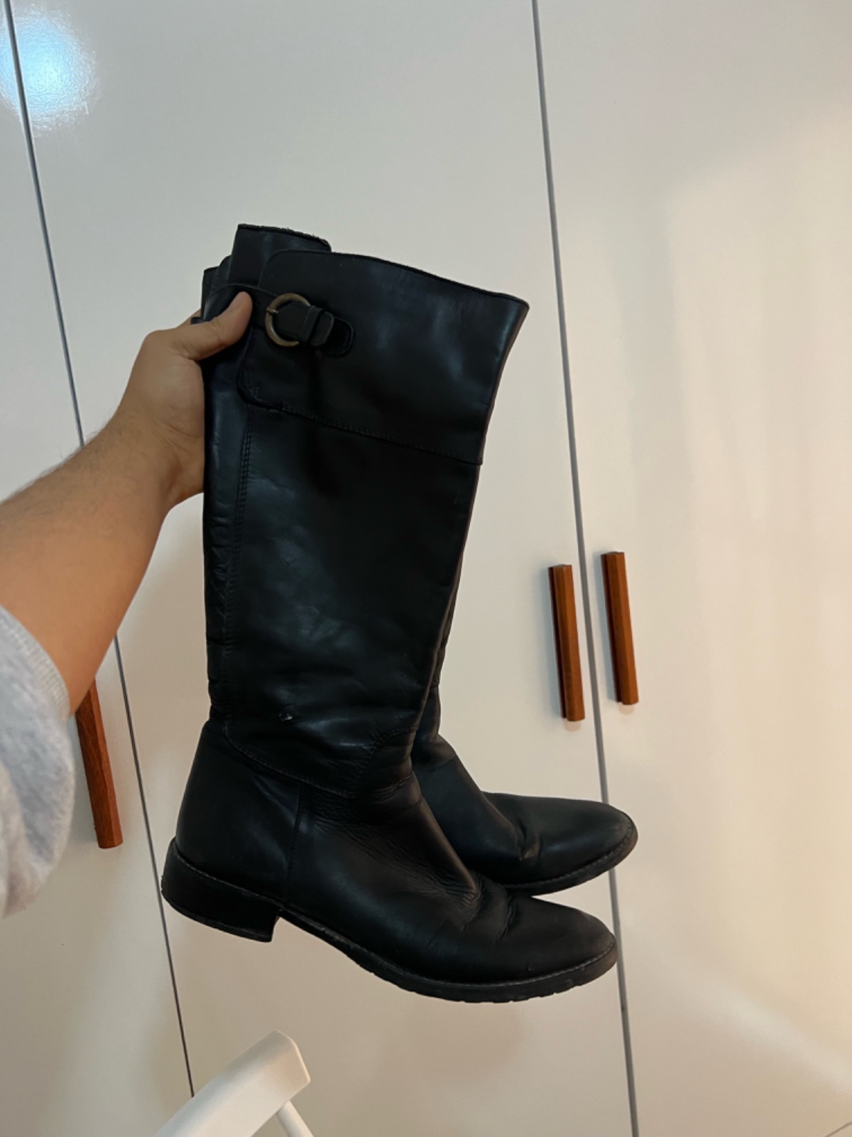 Bottes noires en cuir – Pointure 38