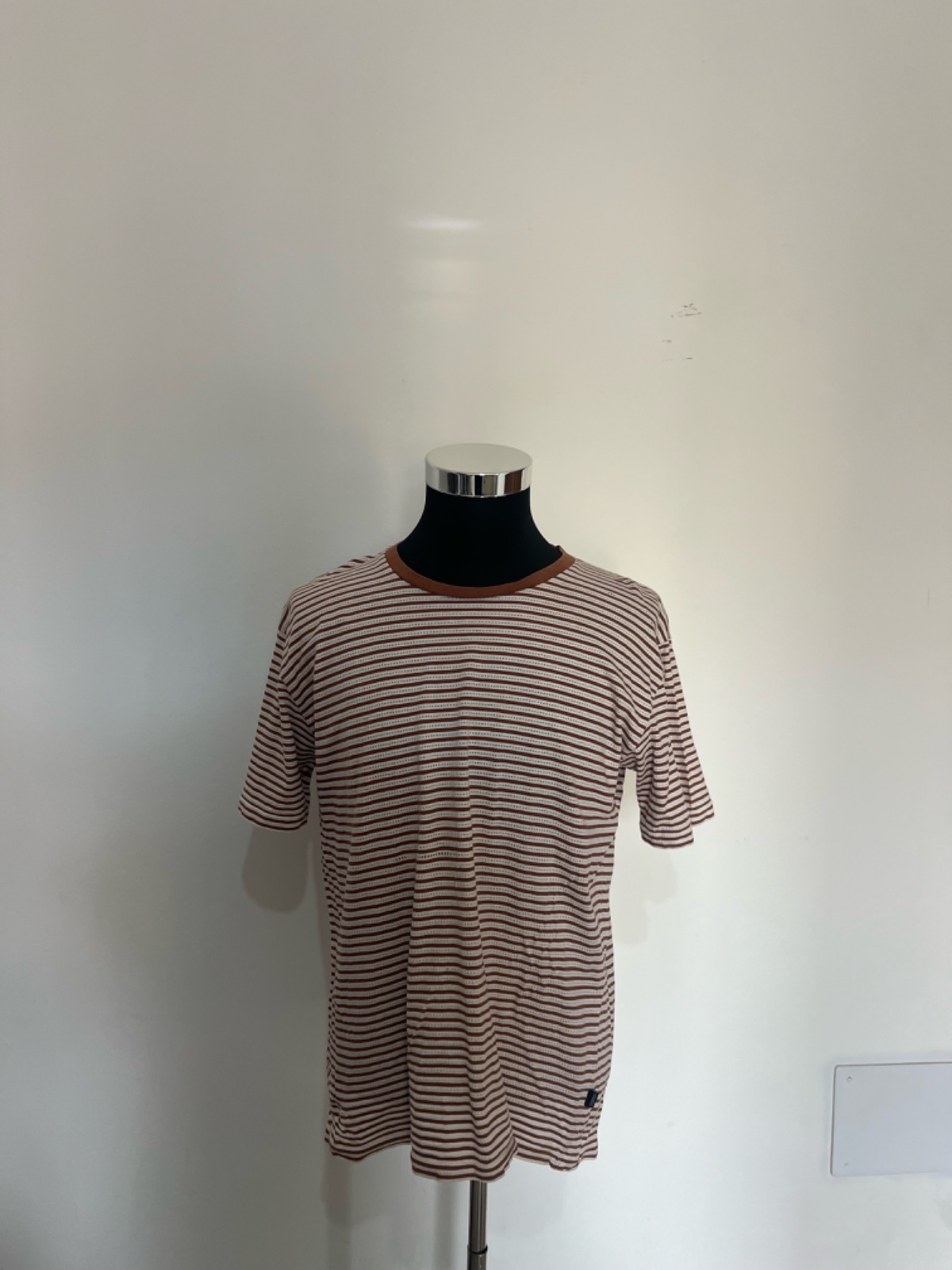 T-shirt rayé marron & blanc 👕🤎