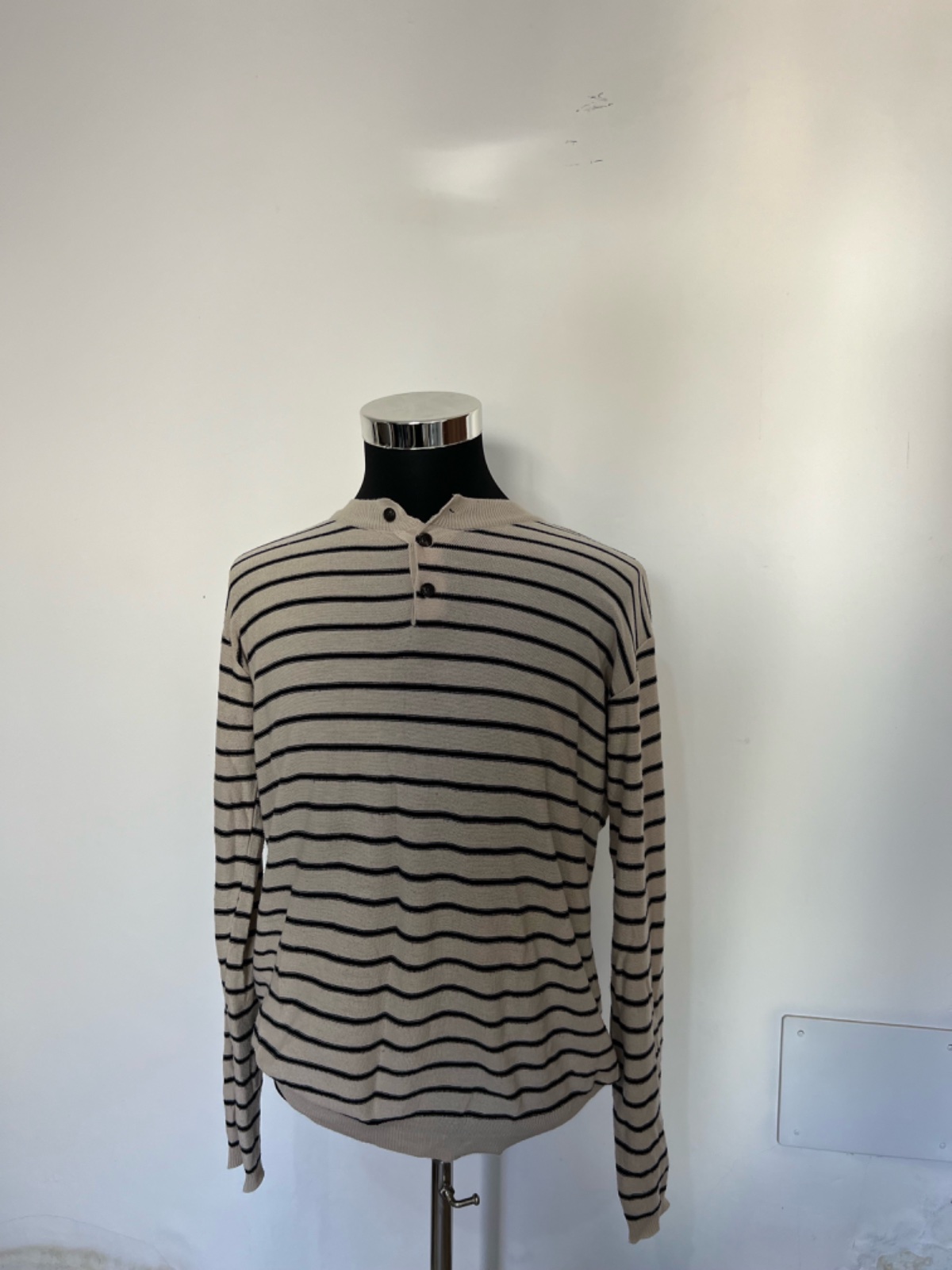 Pull homme rillé taille M