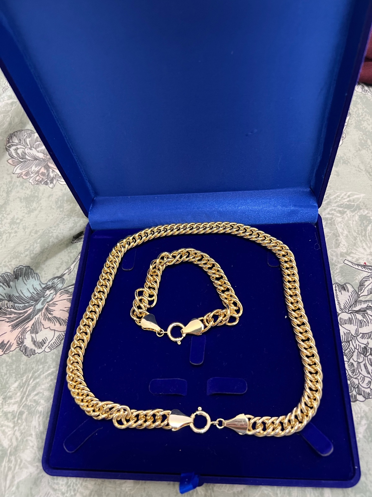 Serie la couronne