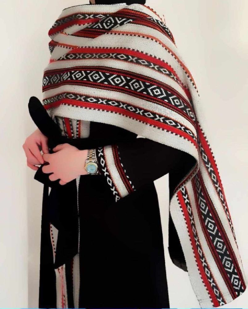 Je vends manteau kachmir disponible taille 48