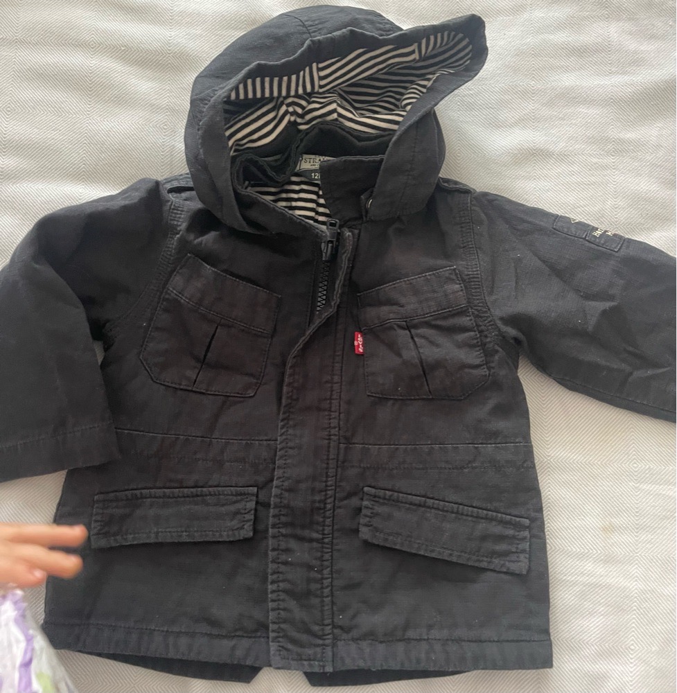 Veste levis 