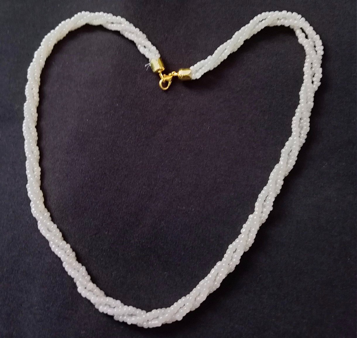 Collier avec perles tresse